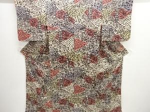 大正ロマン　錦紗草花に塔模様着物